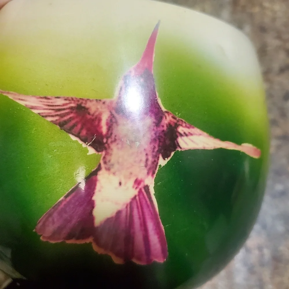 VINTAGE HANDMADE PAINTED. DECO EGG WITH REMOVABLE TOP. WOOD. HUMMINGBIRD.